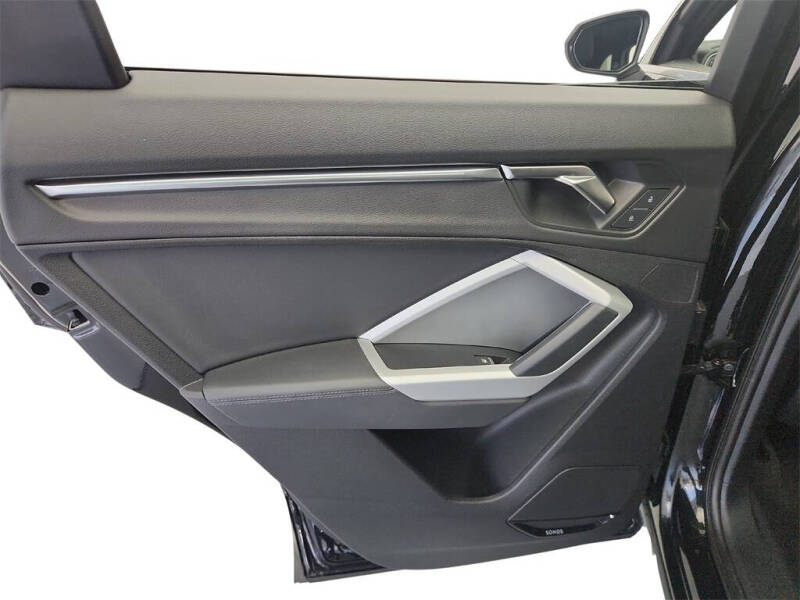 2023 Audi Q3 quattro S line Prem Plus 45 TFSI