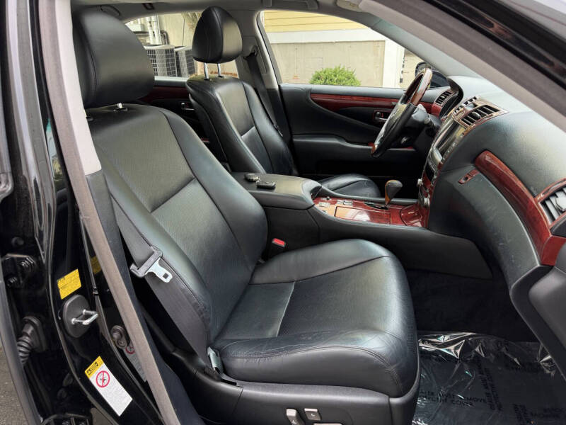 2009 Lexus LS 460