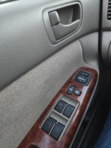 2004 Toyota Camry XLE