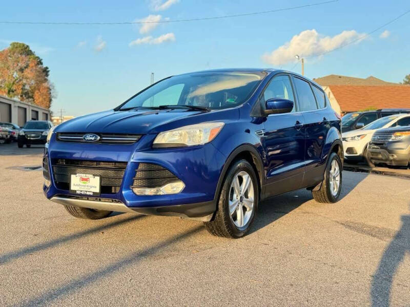 2015 Ford Escape SE's photo