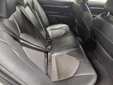 2018 Toyota Camry SE