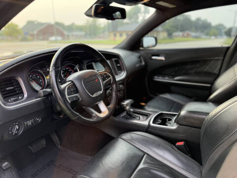 2017 Dodge Charger SXT