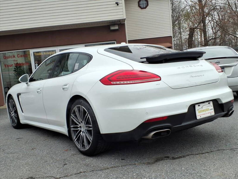 2015 Porsche Panamera 4