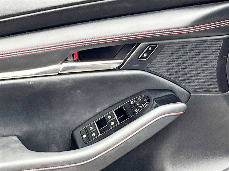 2024 Mazda Mazda3 Hatchback 2.5 S Carbon Edition