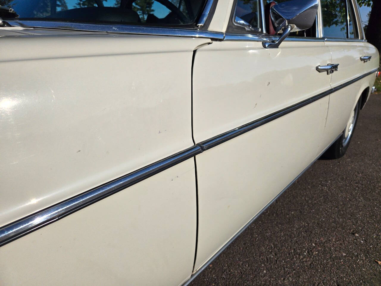 1972 Mercedes-Benz 220 22