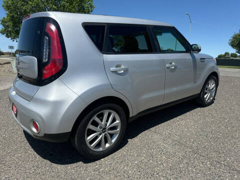 2019 Kia Soul +