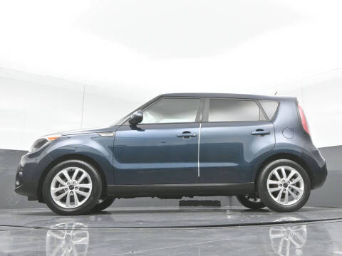 2017 Kia Soul +