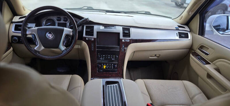 2013 Cadillac Escalade ESV Luxury