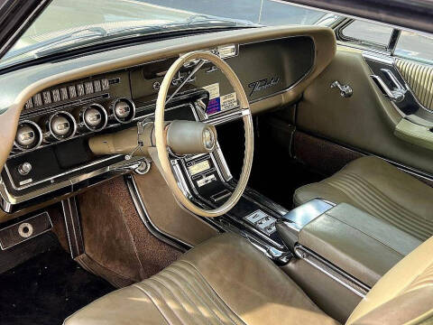 1965 Ford Thunderbird