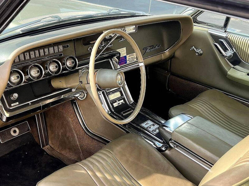 1965 Ford Thunderbird