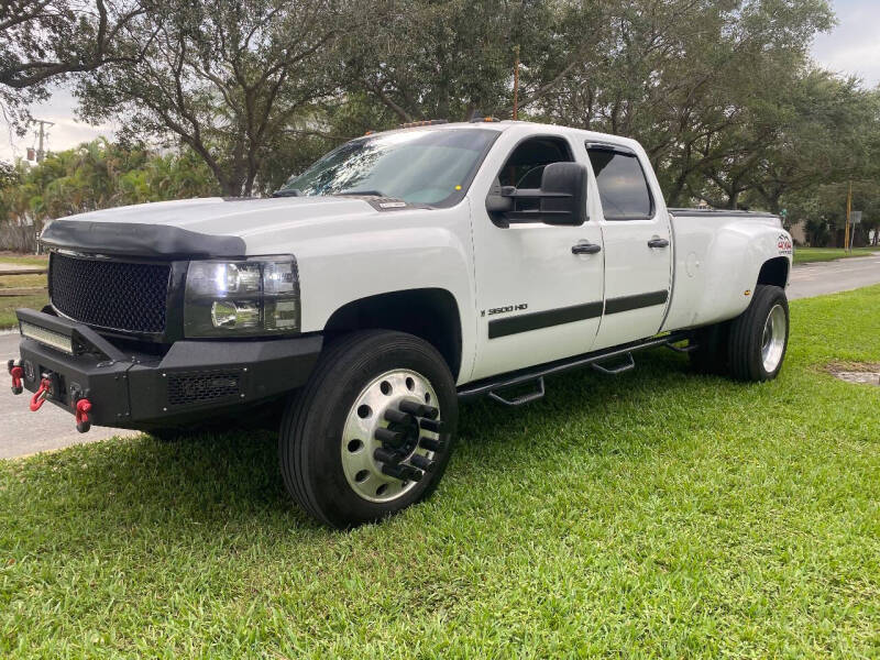 2007 Chevrolet Silverado 3500 LTZ photo 40