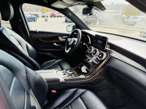 2017 Mercedes-Benz GLC GLC 300