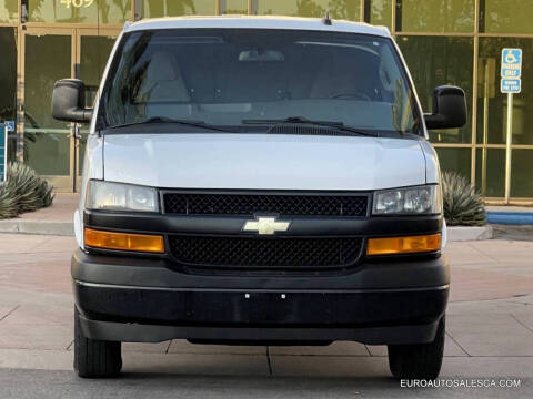 2021 Chevrolet Express 2500