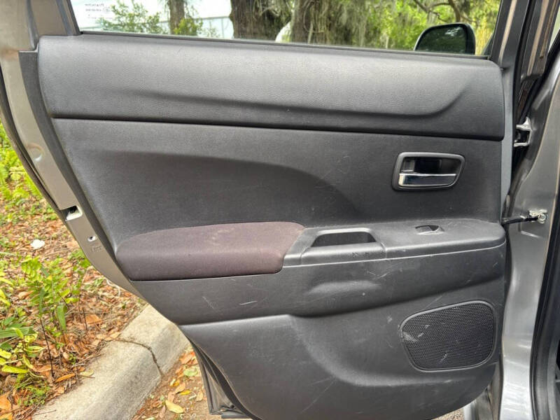 2013 Mitsubishi Outlander Sport SE