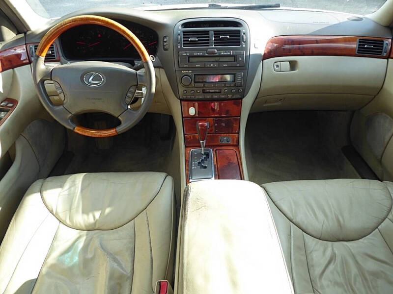 2001 Lexus LS 430