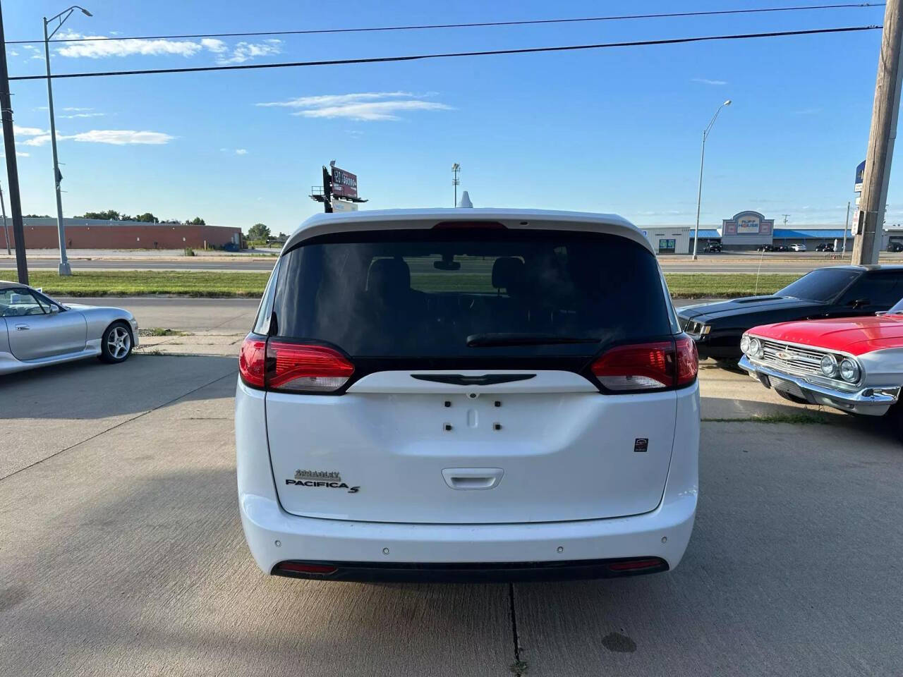 2018 Chrysler Pacifica for sale at Nebraska Motors LLC in Fremont, NE