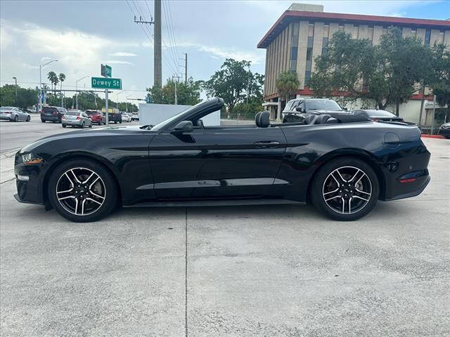 2018 FORD Mustang Convertible - $15,997
