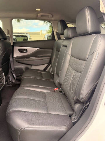 2022 Nissan Murano SL