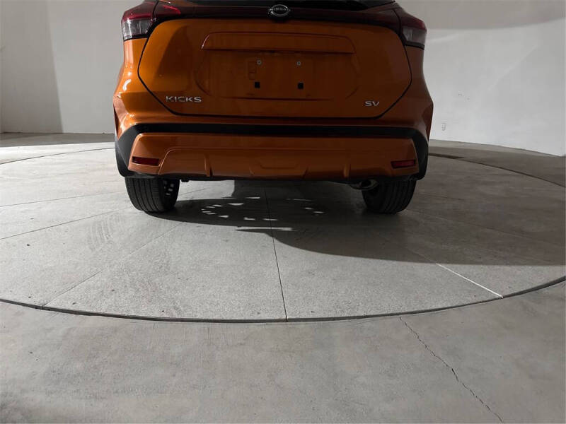 2023 Nissan Kicks SV