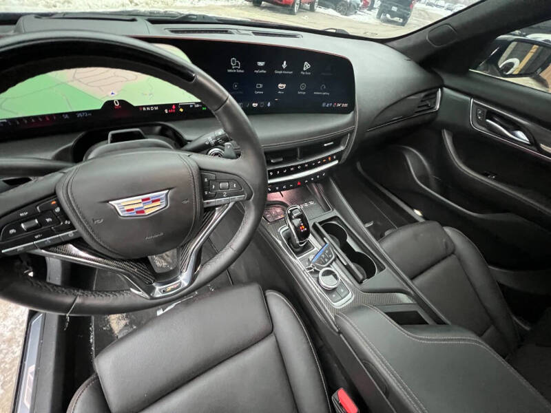 2025 Cadillac CT5-V