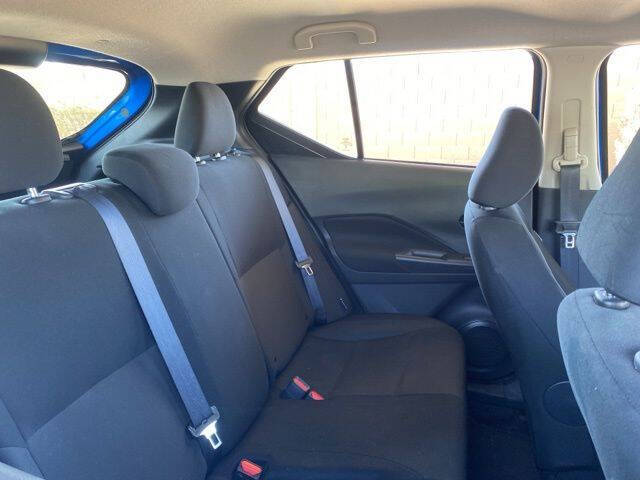 2024 Nissan Kicks S