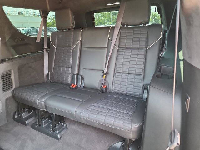 2023 Cadillac Escalade ESV Sport Platinum