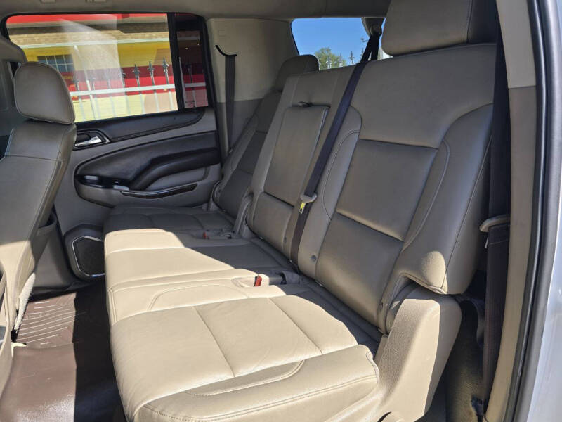 2017 Chevrolet Suburban LT