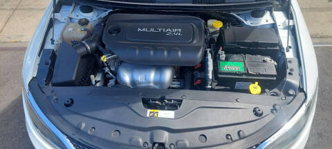 2016 Chrysler 200 Limited