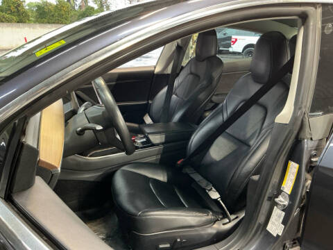 2020 Tesla Model 3 Standard Range Plus