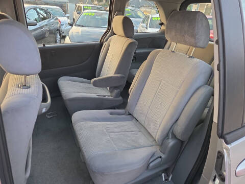2006 Mazda MPV LX