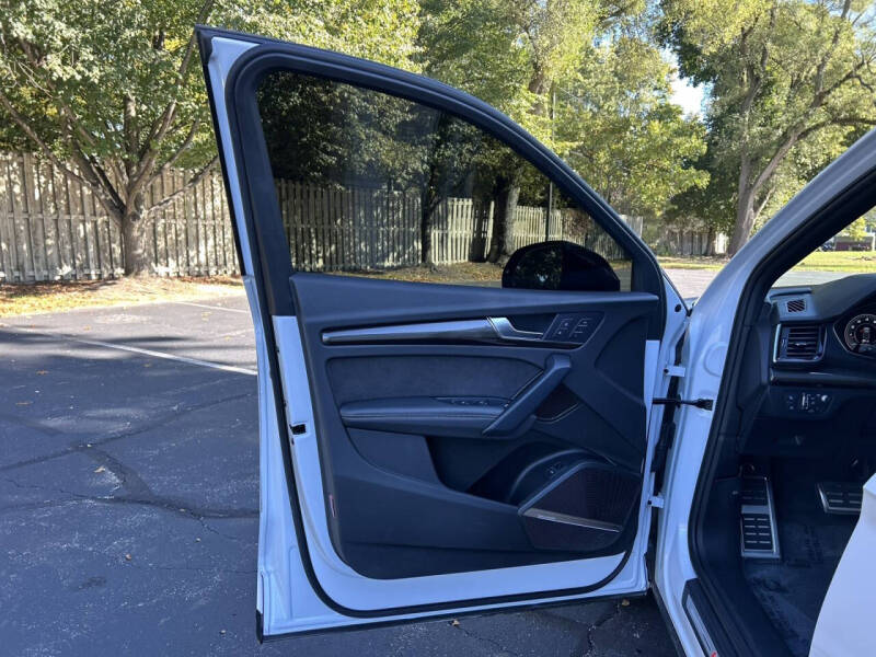 2023 Audi SQ5 3.0T quattro Prestige