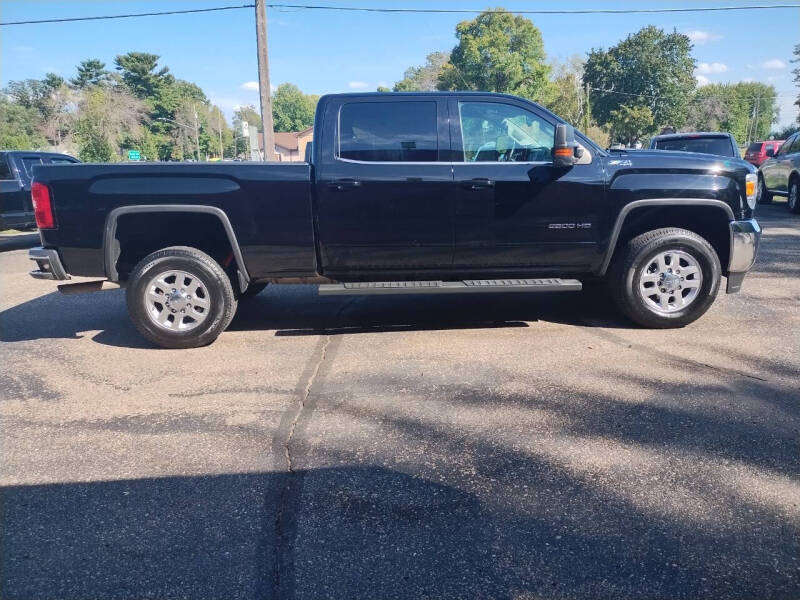 2015 GMC Sierra 2500HD SLE photo 21