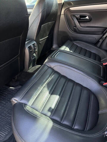 2010 Volkswagen CC Sport