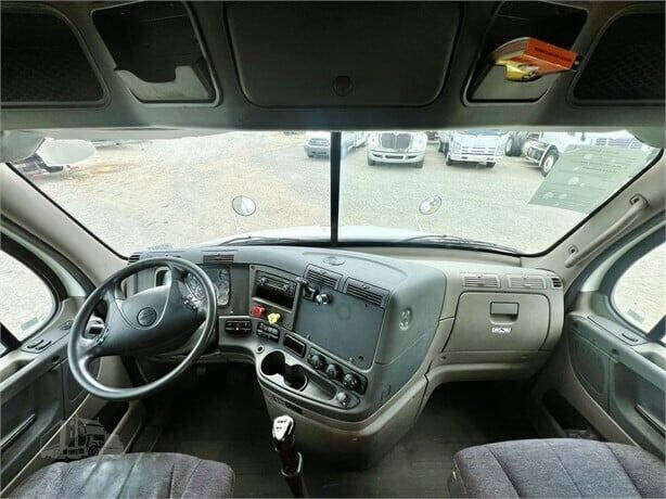 2014 Freightliner Cascadia