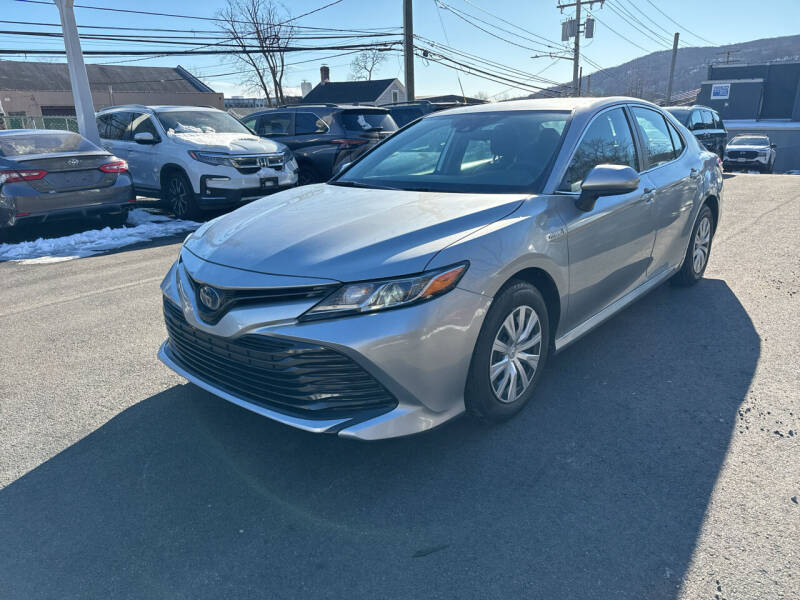 2020 Toyota Camry Hybrid for sale at Deals on Wheels in Suffern NY