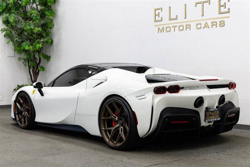 2024 Ferrari SF90 Spider