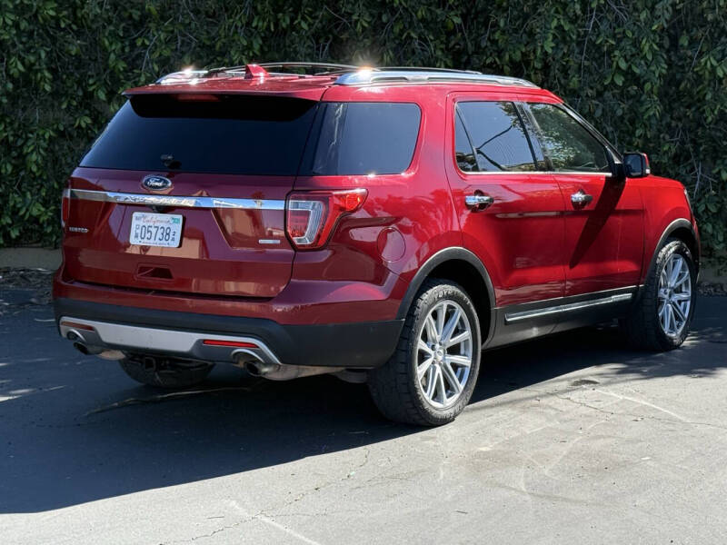 2017 Ford Explorer Limited