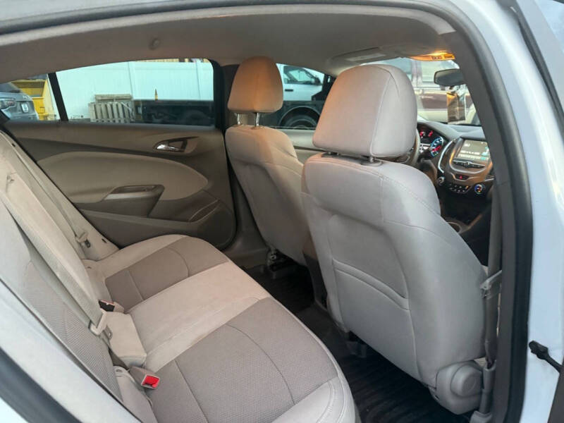 2017 Chevrolet Cruze LT Auto