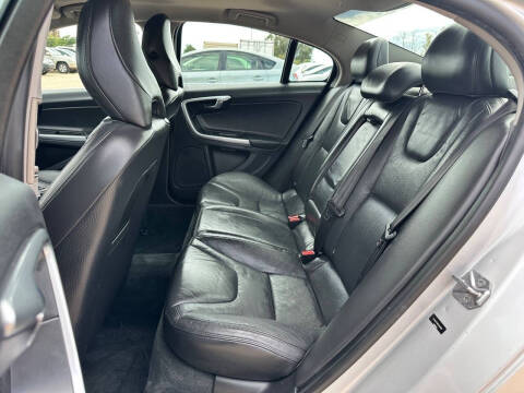 2014 Volvo S60 T5 Premier Plus