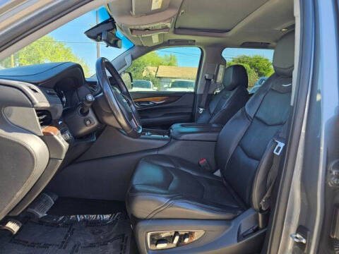 2020 Cadillac Escalade Luxury