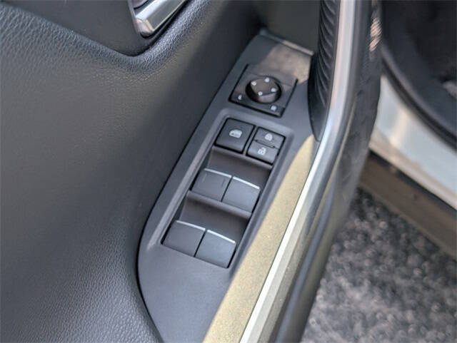 2019 Toyota RAV4 Hybrid XSE