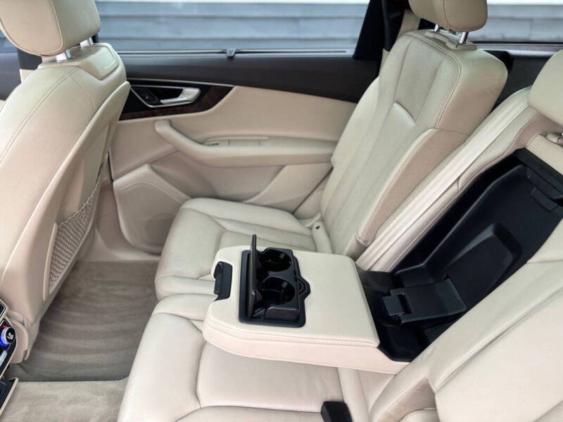 2017 Audi Q7 3.0T quattro Premium Plus