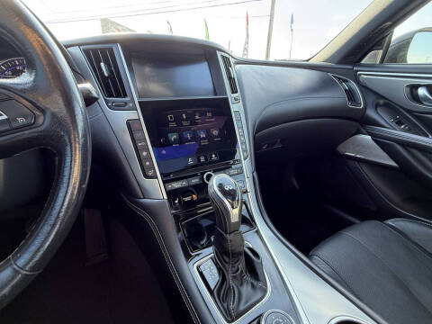 2017 Infiniti Q60 3.0T Premium