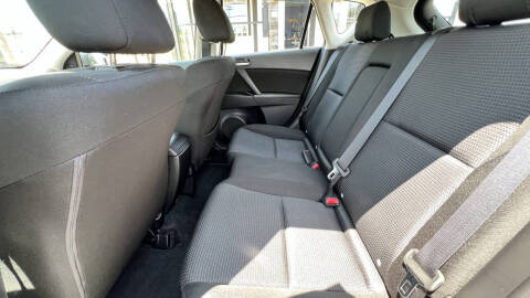 2012 Mazda MAZDA3 i Touring