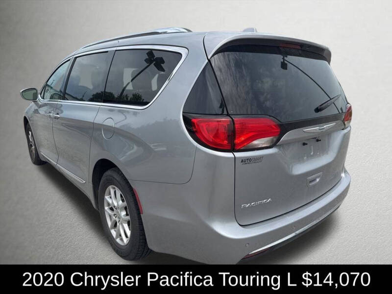 2020 Chrysler Pacifica Touring L