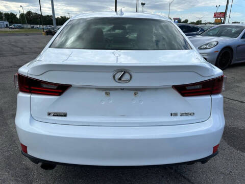 2015 Lexus IS 250 Crafted Line