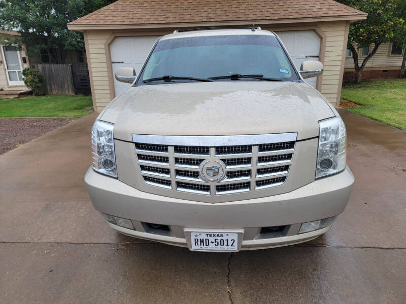 2011 Cadillac Escalade Premium