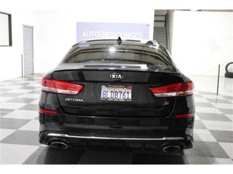 2019 Kia Optima S