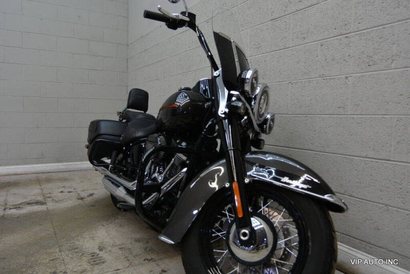 2019 Harley-Davidson FLHCS