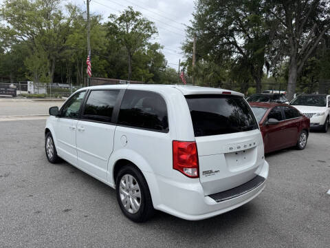 2017 Dodge Grand Caravan SE
